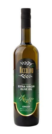 Riccolivo Soğuk Sıkım Natürel Sızma Zeytinyağı Yeşil (Çimensi) 750 ml Cam Şişe - Riccolivo