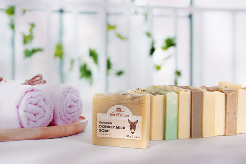 The Soap Factory İpek Seri El Yapımı Eşek Sütü Sabunu 100 g x 5 Adet (Toplam 500 g)